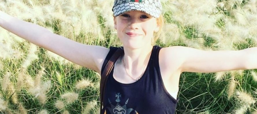 Helena-Reet: Estella Elisheva och jag började göra vloggar! KOLLA den första vloggen och läs hur vårt videoskapande gick till!
